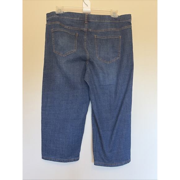 Time & Tru Dark Wash 5-Pocket Pull On Elastic Waist Cropped Denim Jeans XL 16-18 - Picture 5 of 8